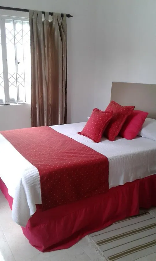 Jbillaselfcatering Beau Vallon  Apartament