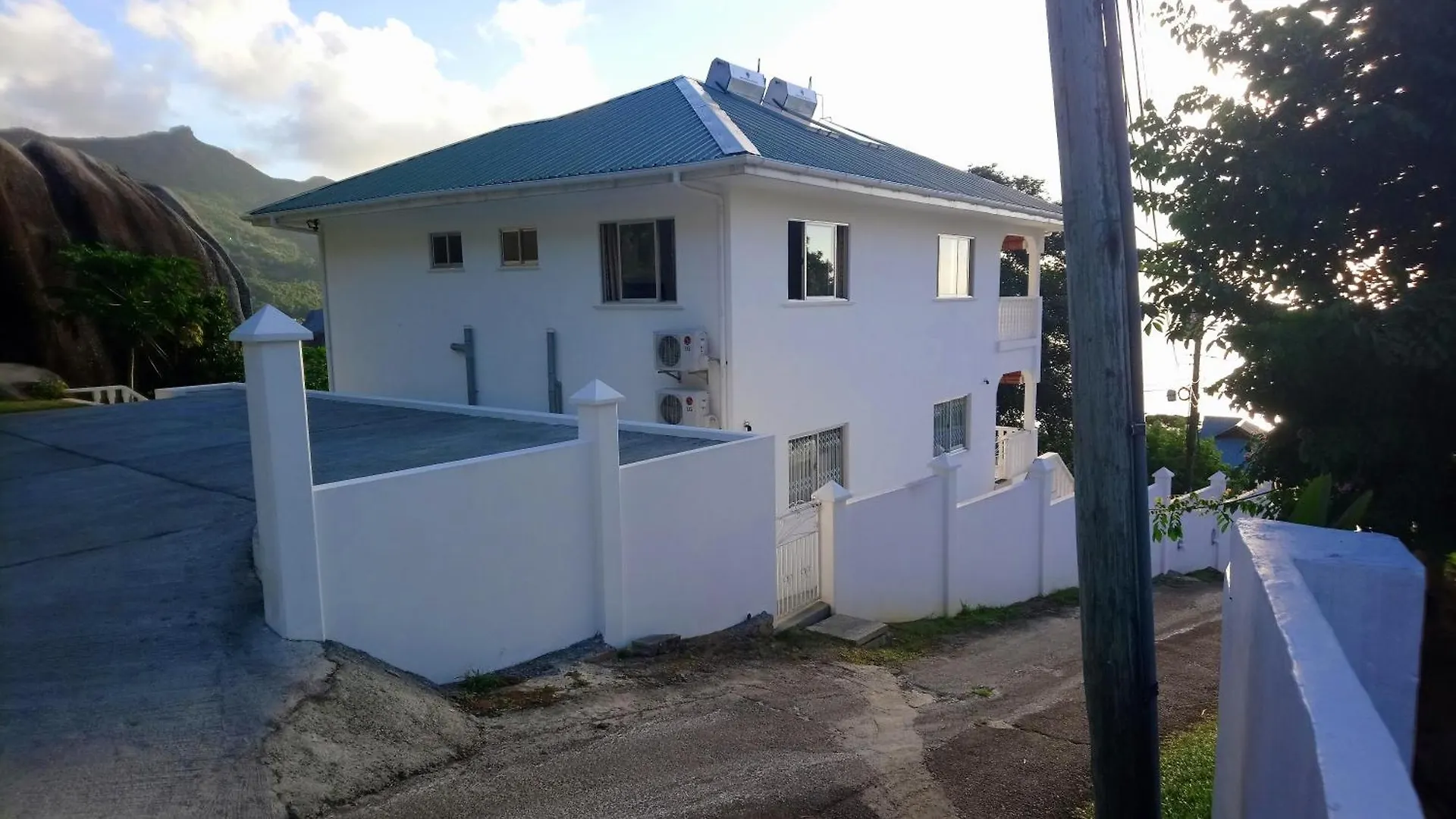 Jbillaselfcatering Beau Vallon  Seychellerna